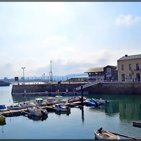 ゲストハウス Centro 3*