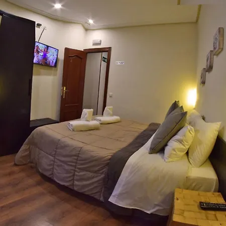 ゲストハウス Centro 3*