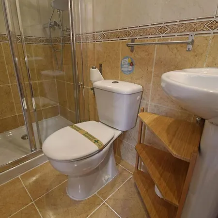 Centro Πανσιόν 3*